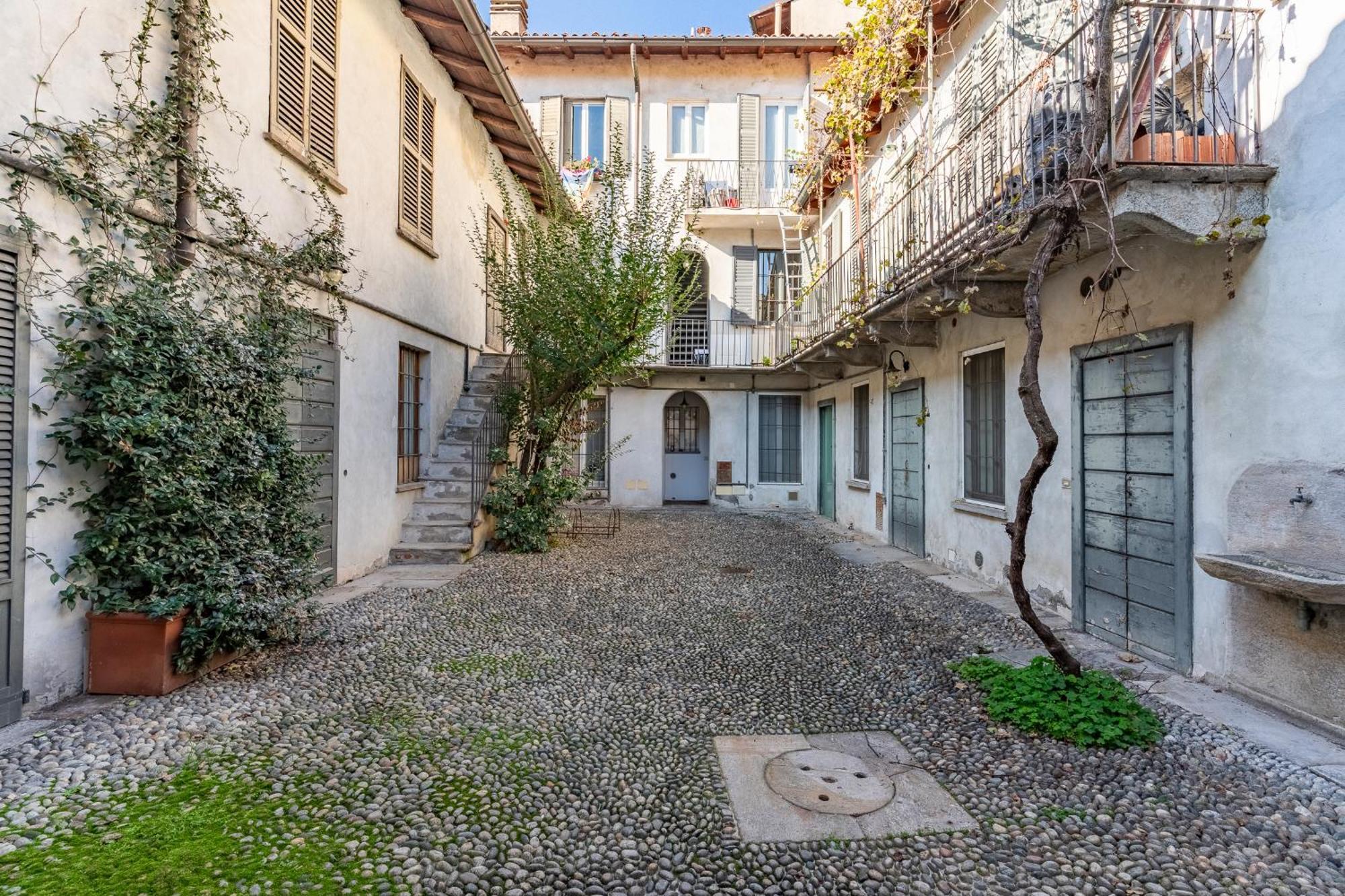 Milan Stay - Alzaia Naviglio Grande Quarto foto